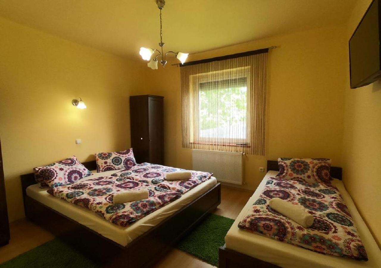 Pandora Pool Apartman Hajdúszoboszló Exterior foto